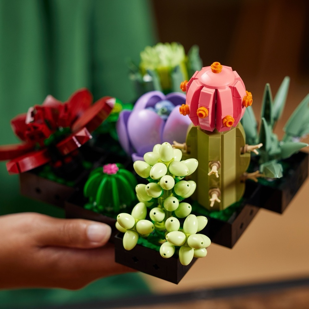NWT LEGO Icons Succulents Botanicals Collection 10309 - Picture 2 of 6